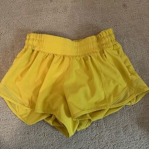 Yellow Lululemon Hotty Hots 2.5”